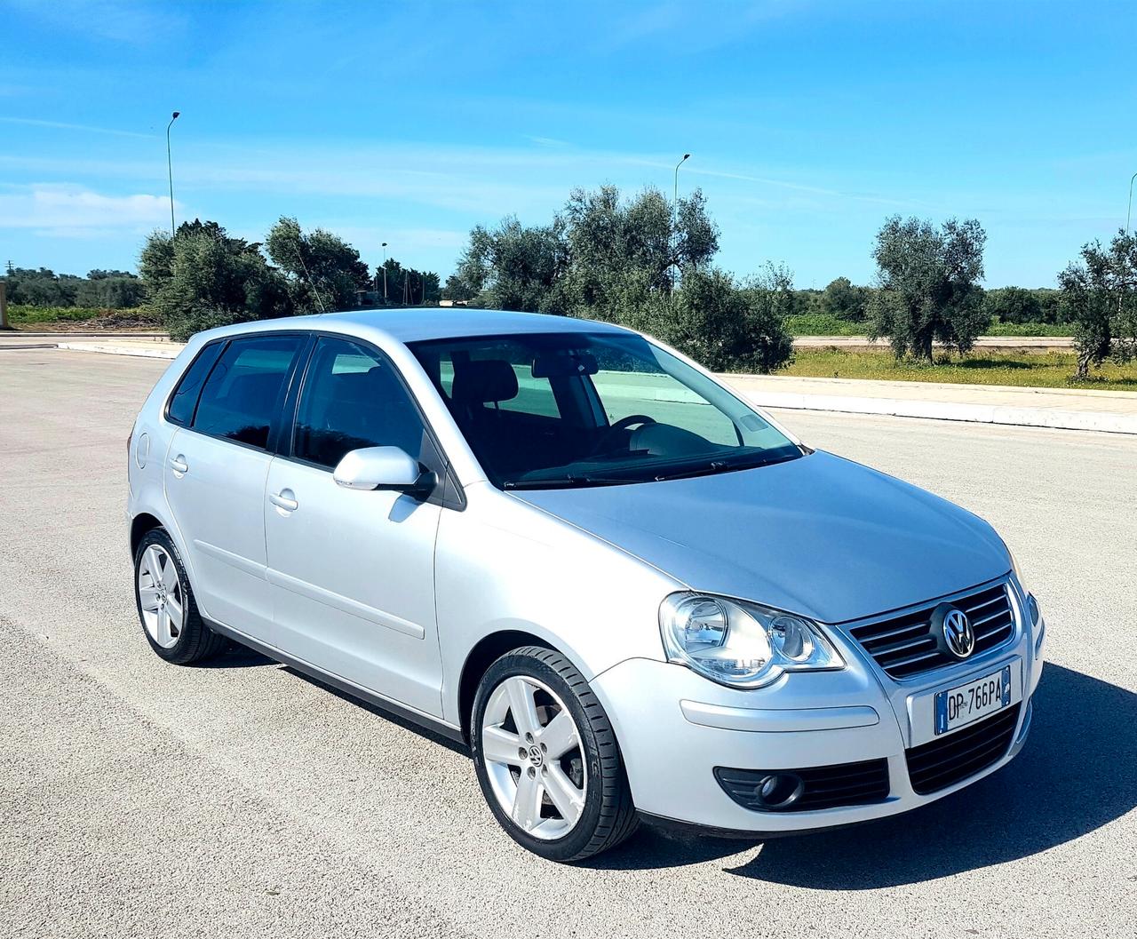 Volkswagen Polo 1.4/80CV TDI 5p. Sportline NEOPATENTATI Motore Nuovo con GARANZIA
