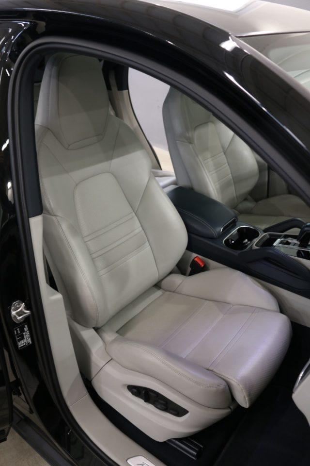 PORSCHE Cayenne Coupé 3.0 V6 Platinum Edition