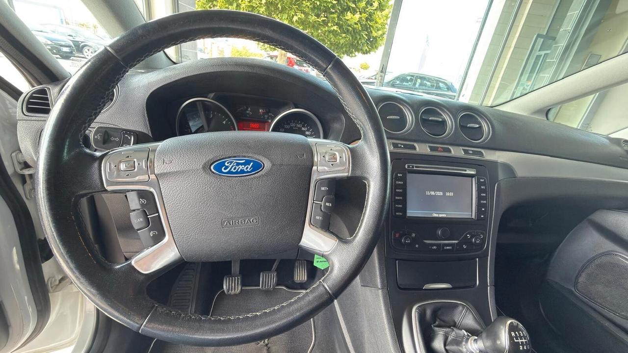 Ford S-Max 2.0 TDCi 163CV New Titanium