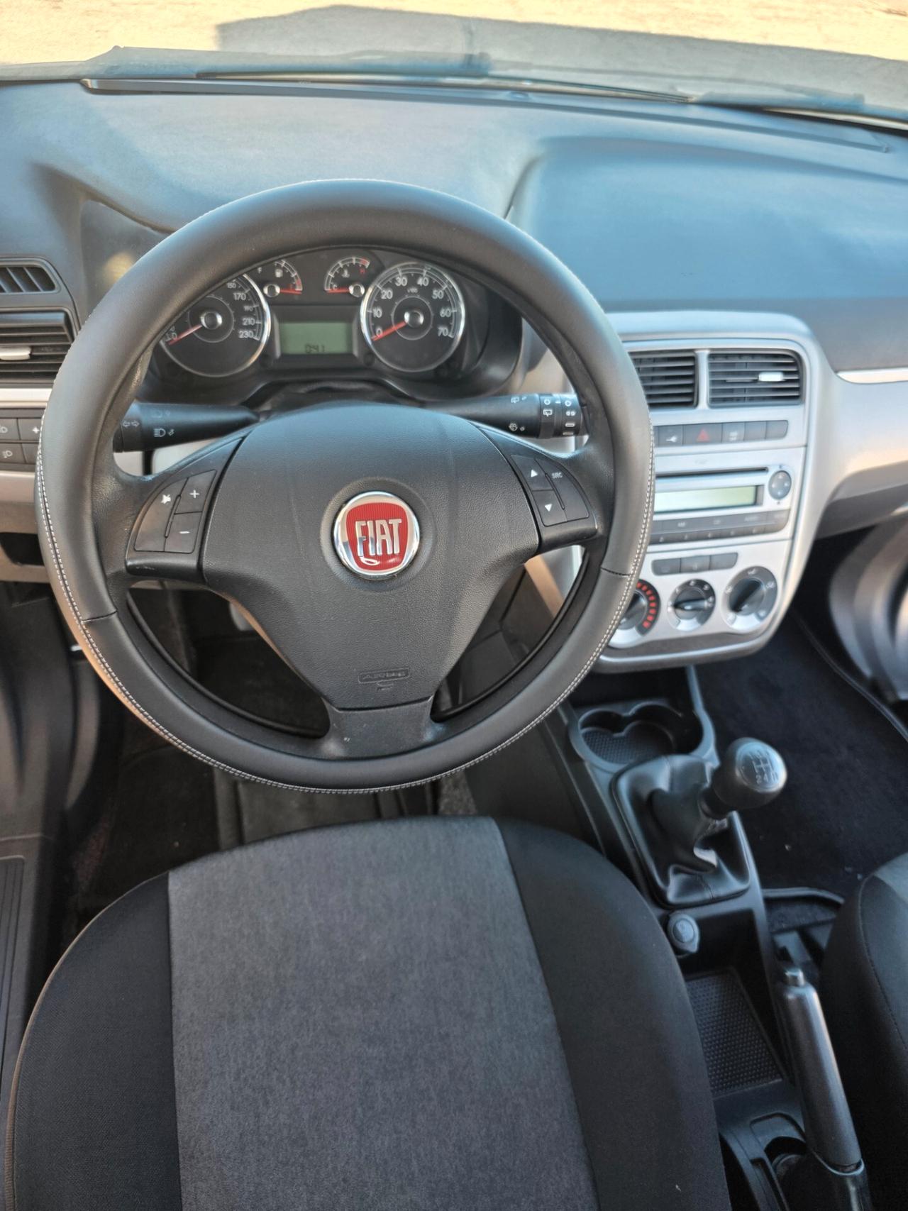 Fiat Punto 1.3 MJT II 75 CV 3 porte Lounge con 238.000km
