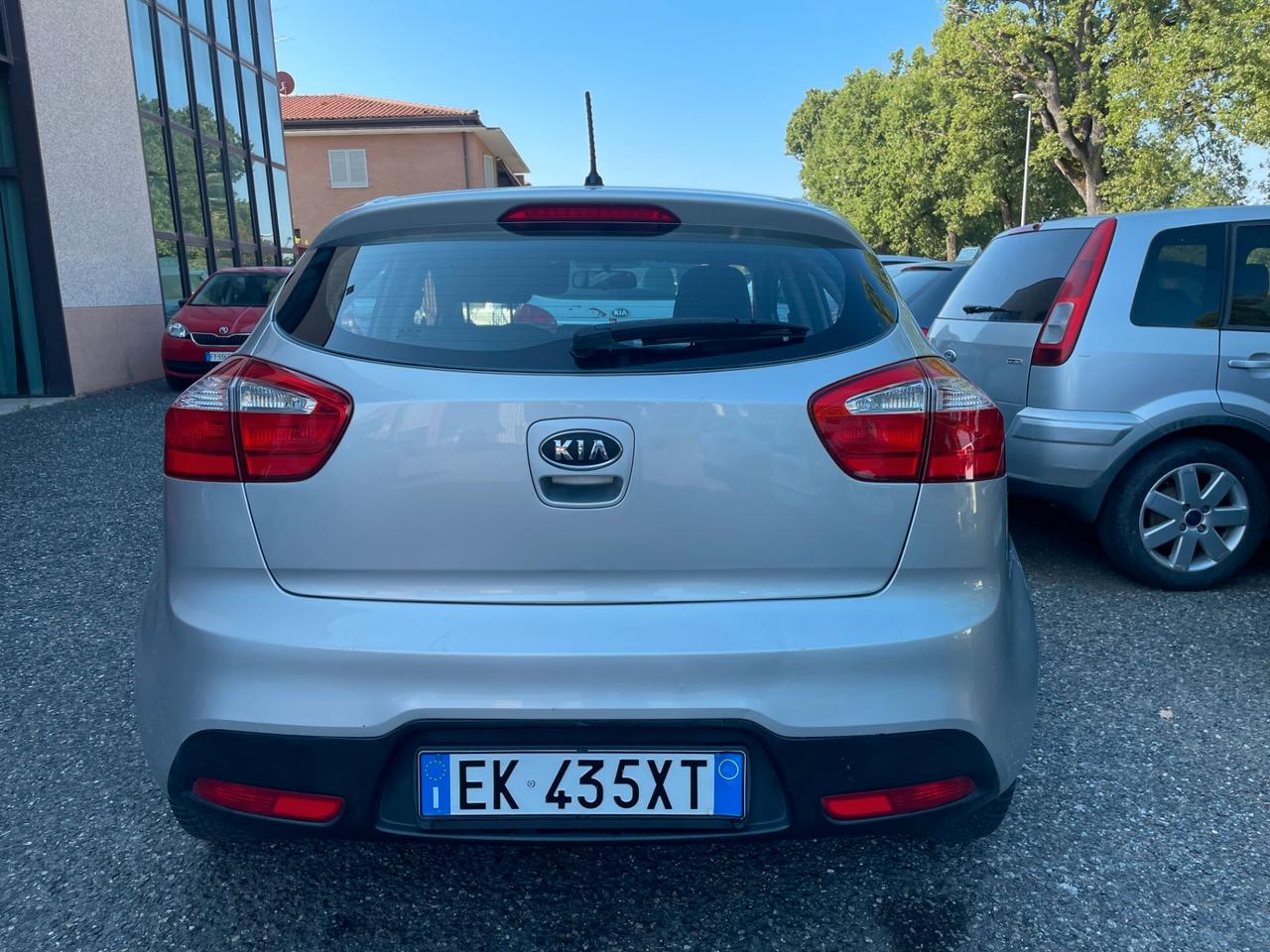 Kia Rio 1.1 CRDi WGT 5p. LX