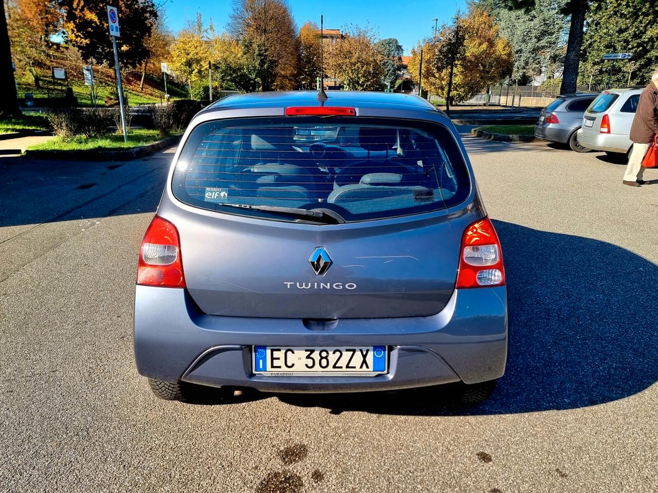 Renault Twingo 1.2 16v ADATTA A NEOPATENTATI