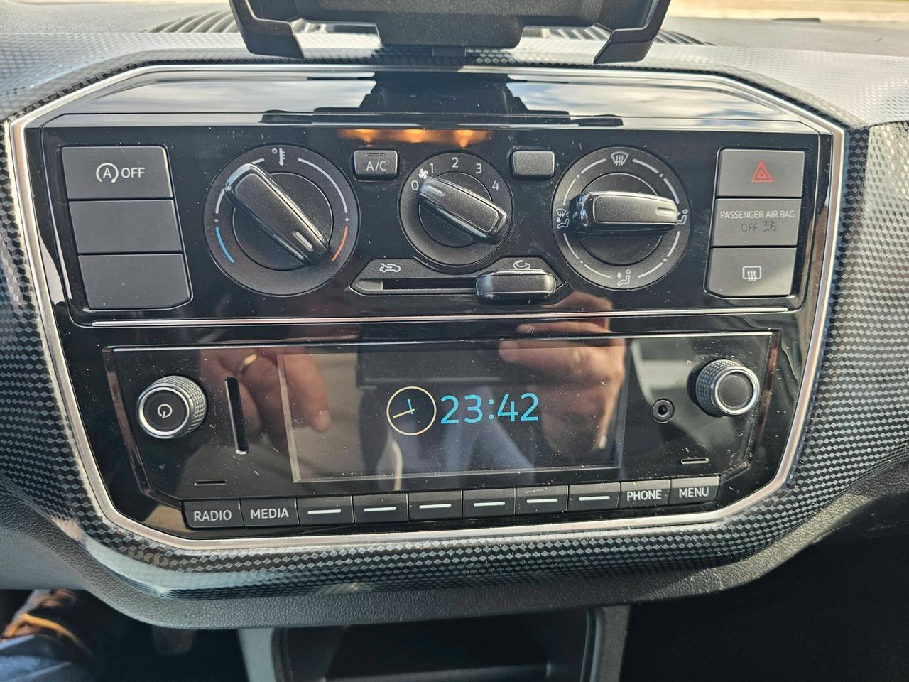 VOLKSWAGEN UP 1.0 MPI 60CV MOVE