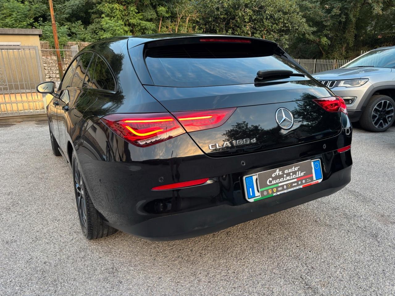 Mercedes-benz CLA 180 d Automatic Shooting Brake Sport FULL MATRIX- MULTIBREAM- MY 23