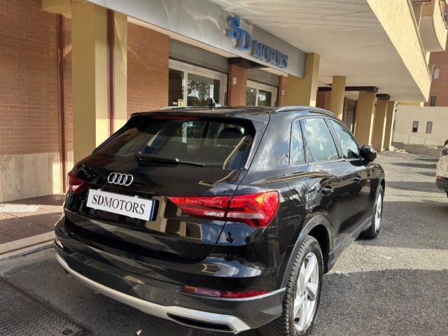 AUDI Q3 35 TFSI S tronic Business