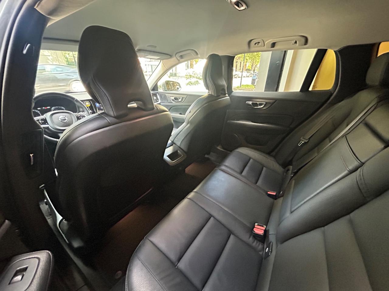 Volvo V60 Cross Country 2.0 d4 Pro Geartronic AWD my20 | PREZZO PIU' IVA!!!