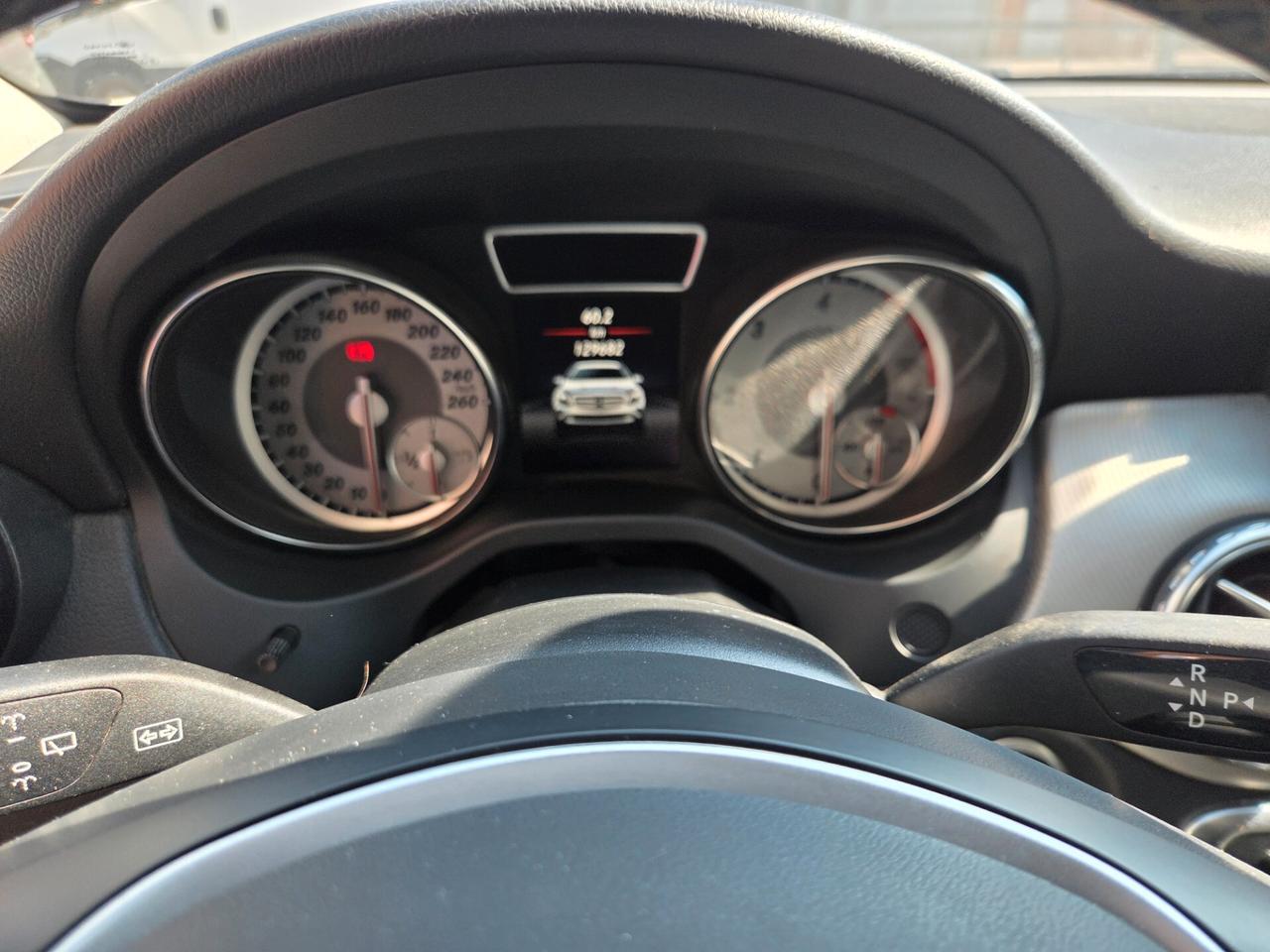 Mercedes-benz GLA 200 premium unico proprietario