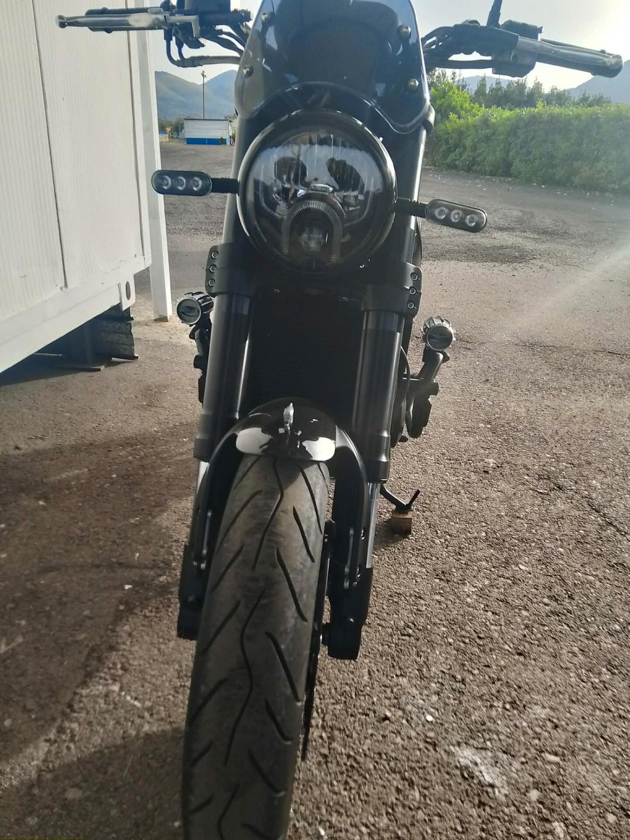 Benelli Leoncino 500 ABS