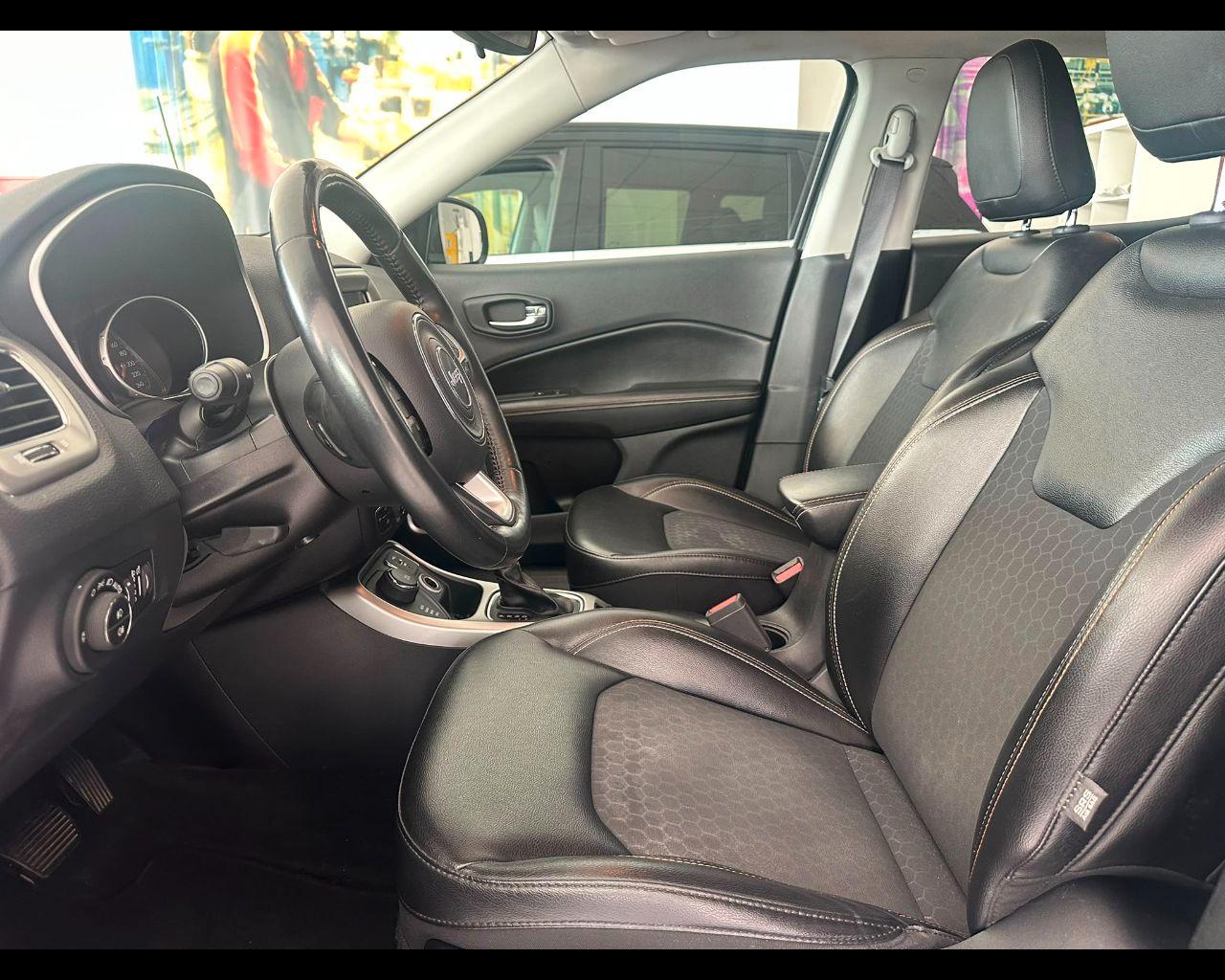 JEEP Compass 2.0 Multijet II aut. 4WD Business