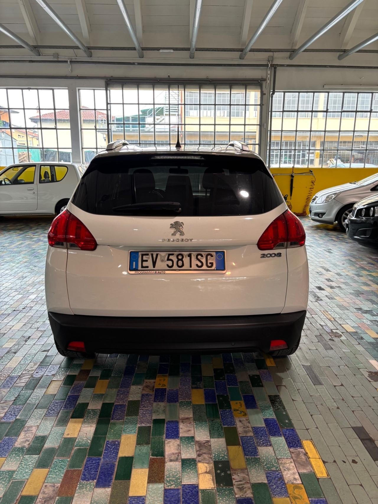 Peugeot 2008 PureTech 82 Active