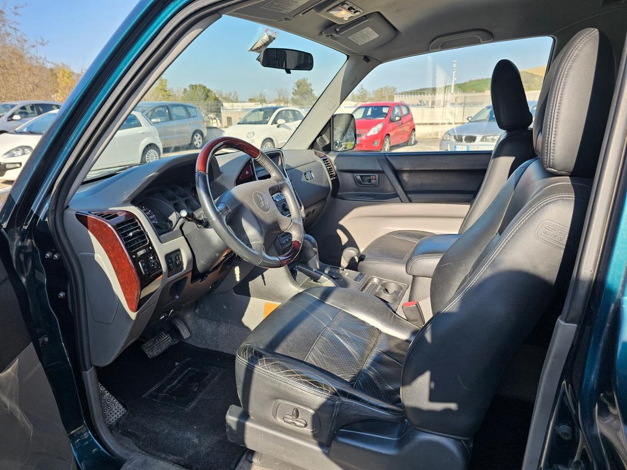 Mitsubishi Pajero 3.2 16V DI-D 3p. GLS1