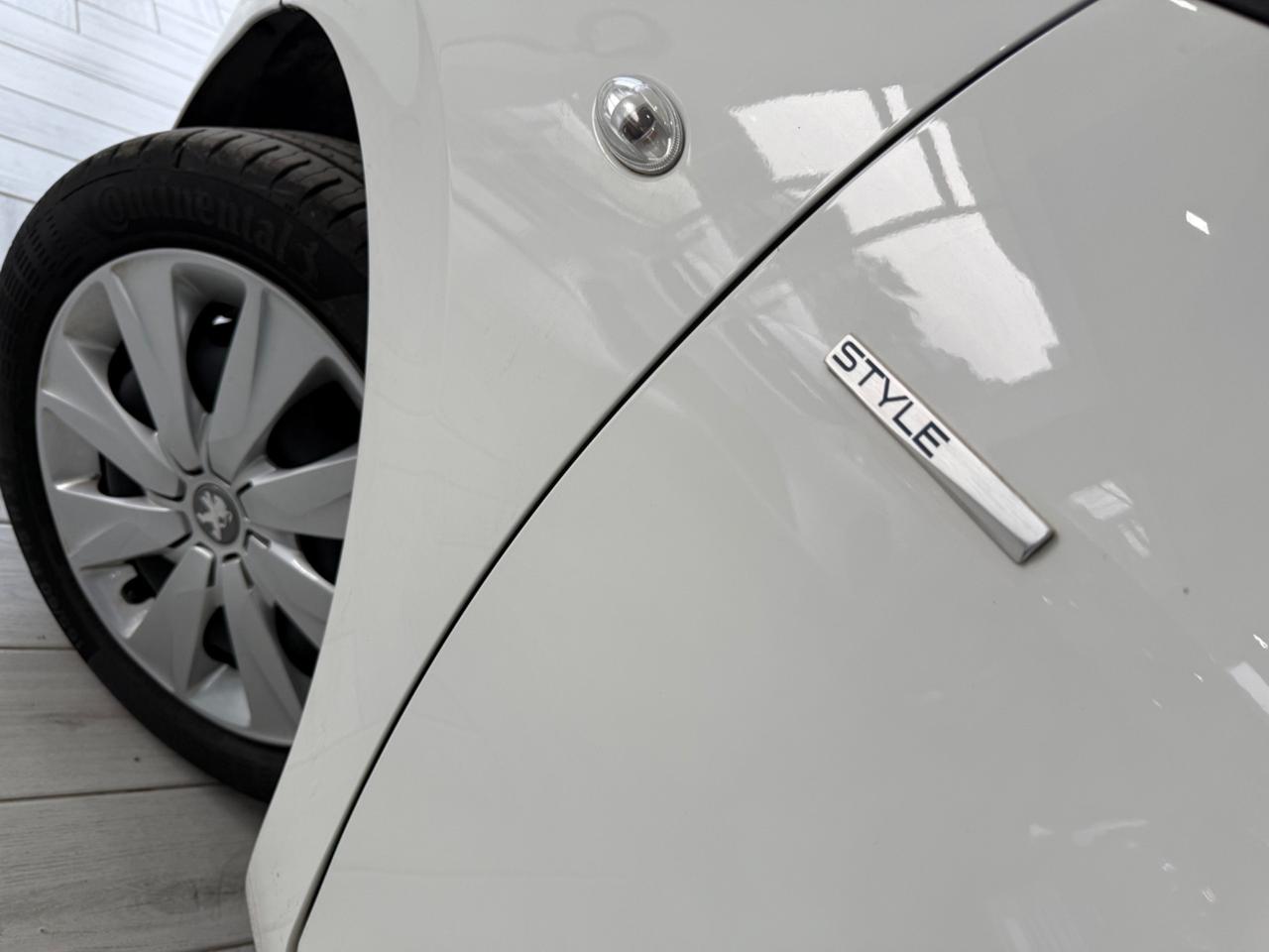 Peugeot 108 VTi 72 S&S Allure DA VETRINA2021