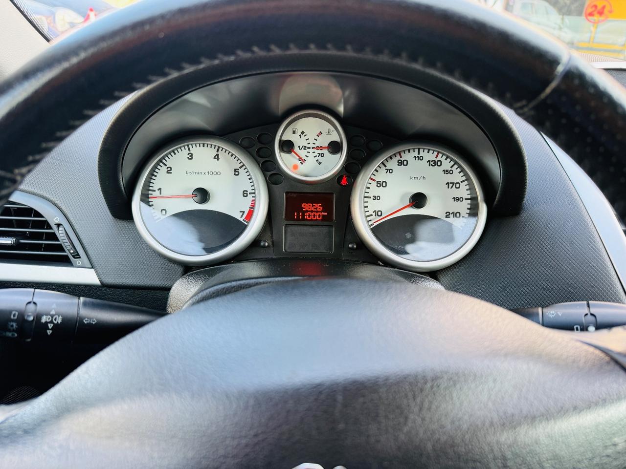 Peugeot 207 1.4 8V 110.000 km! Ok NEOPATENTATI