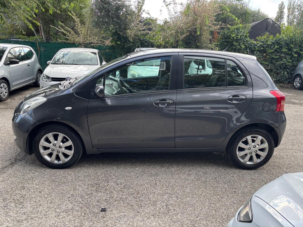 Toyota Yaris 1.3 5 porte Navi OK Neopatentati