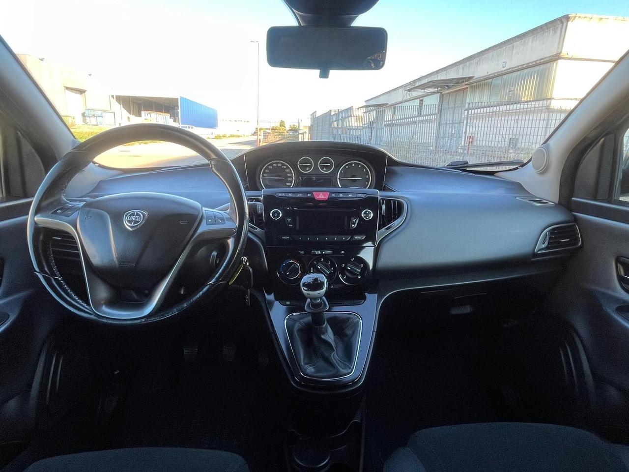 Lancia Ypsilon 1.2 S&S Platinum 127000 km