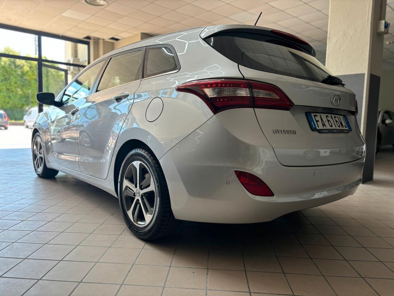 Hyundai i30 Wagon 1.6 CRDi Go!