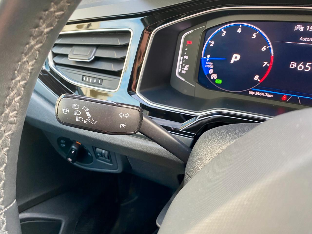 Volkswagen Taigo 1.0 tsi R-Line 110cv dsg UNICO PROPRIETARIO