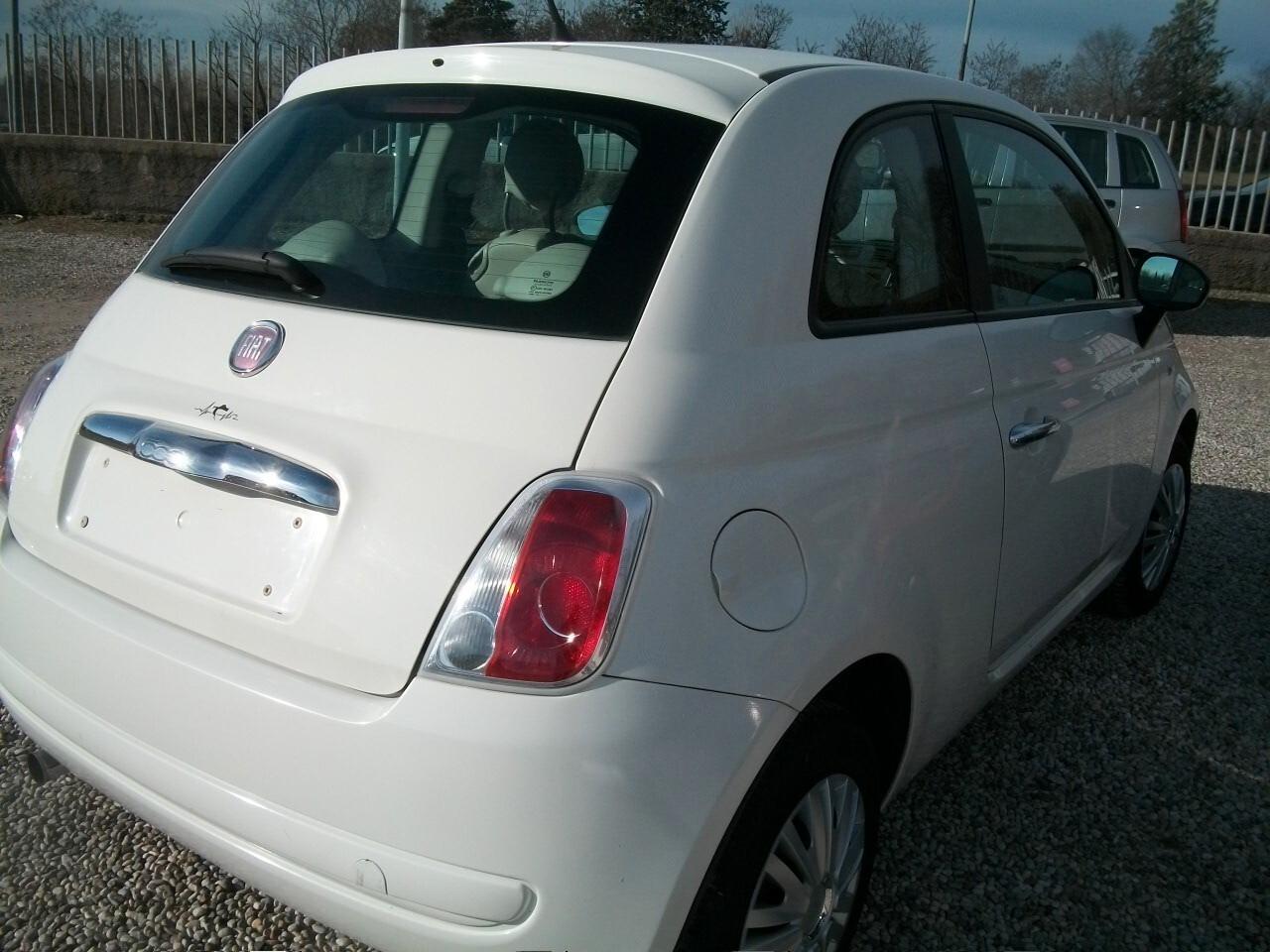Fiat 500 1.2 Lounge DEL 2011 CC 1242 EURO 05 KM 174722 SI NUOVI PATENTATI EURO 4990,00 PIU PASSAGGIO E PER AVERE GARANZIA DI UN ANNO EURO 350,00 IN PIU