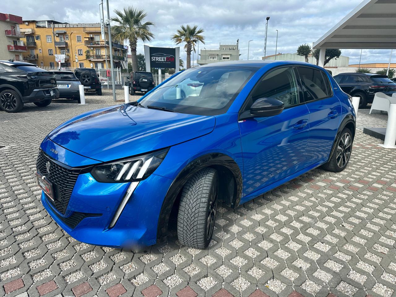 Peugeot 208 1.2 puretech GT Line s&s 100cv eat8