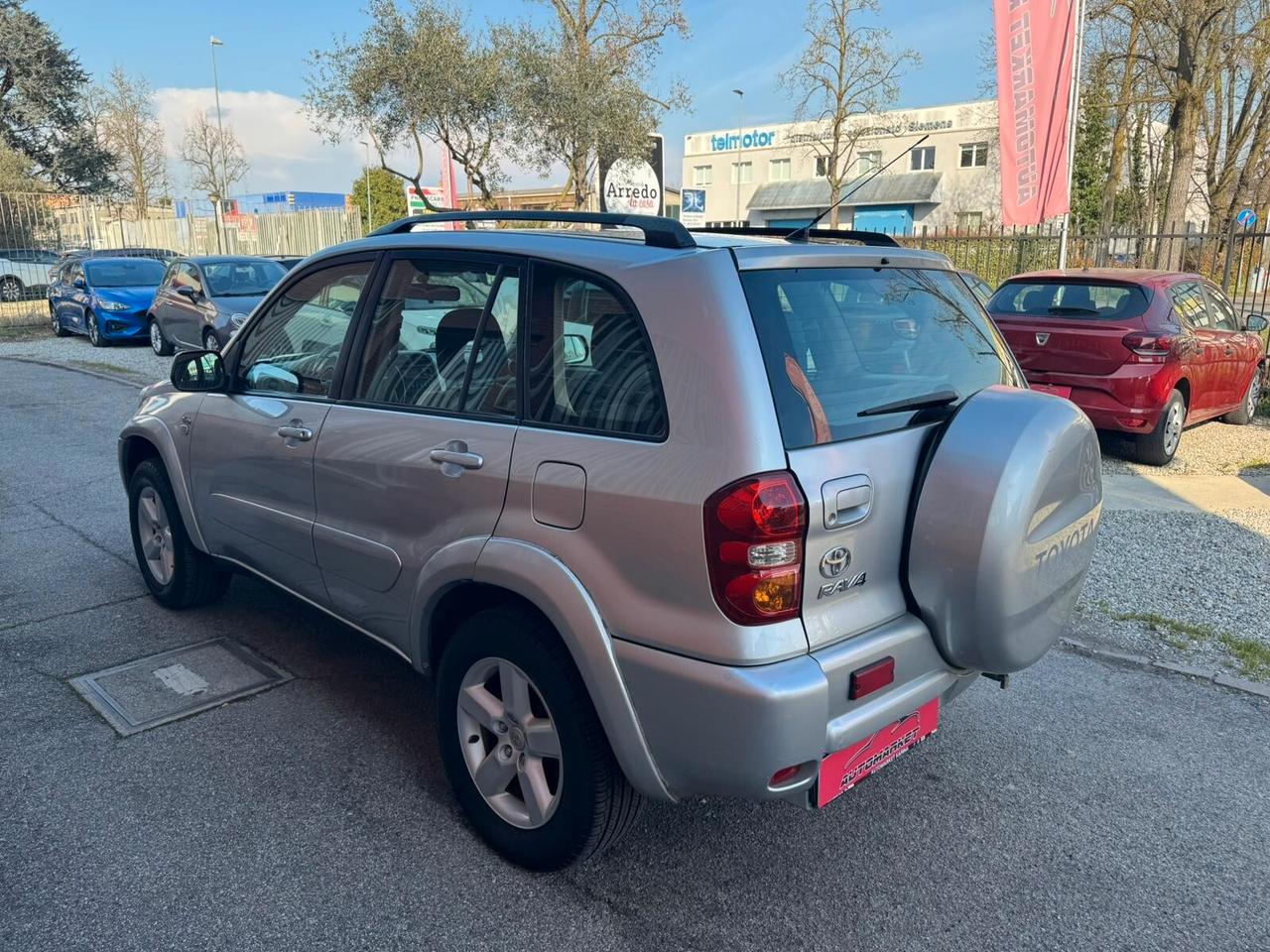 Toyota RAV 4 RAV4 2.0 Tdi 116cv D-4D cat 5 porte Sol