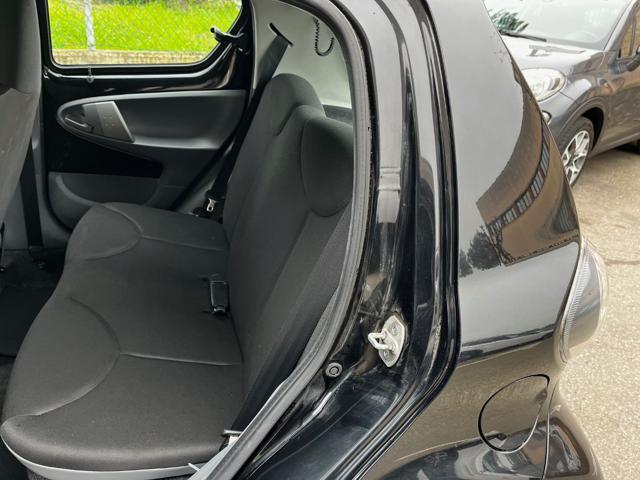 TOYOTA Aygo 1.0 12V VVT-i 5 porte Sol Connect