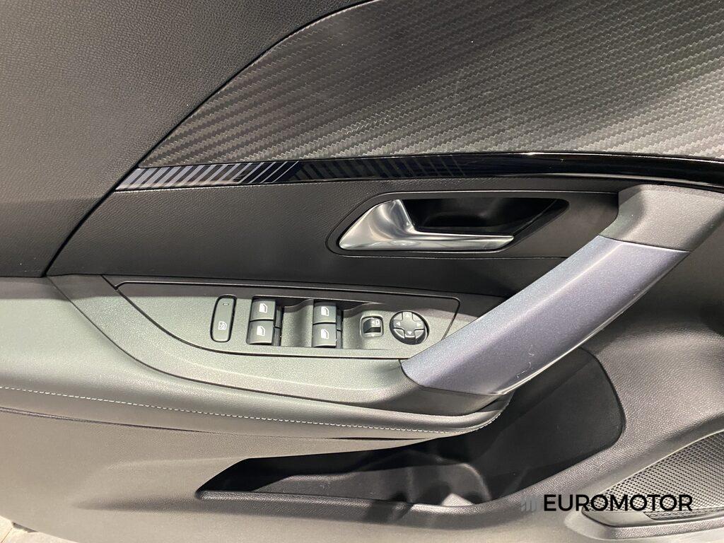 Peugeot 2008 1.5 BlueHDi Allure Navi Pack EAT