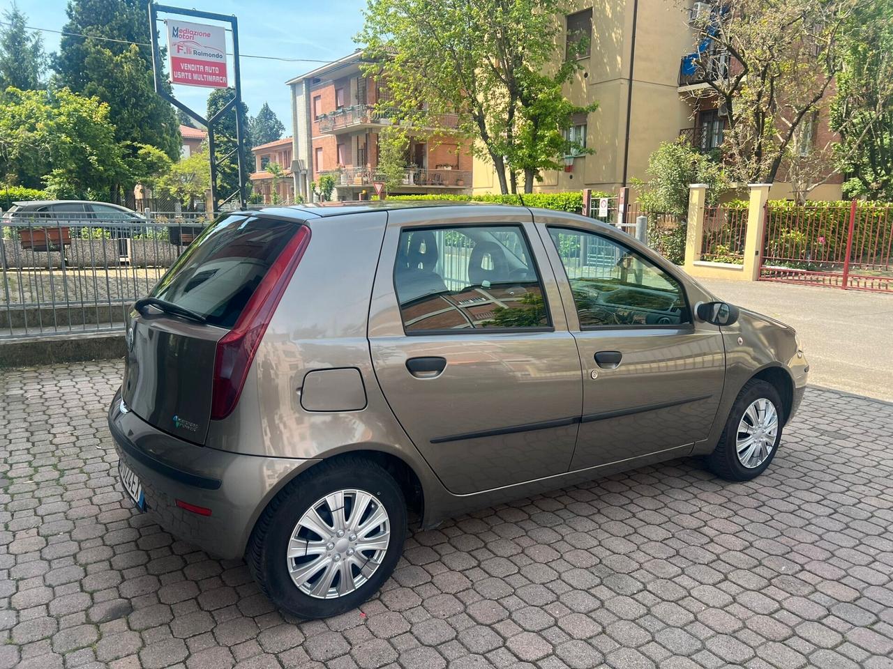 Fiat Punto 1.2 5 porte Active Natural Power