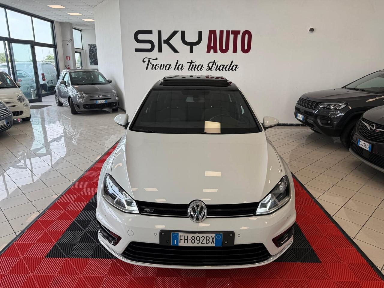 Volkswagen Golf 1.4 TSI 125 CV DSG 5p. R-LINE