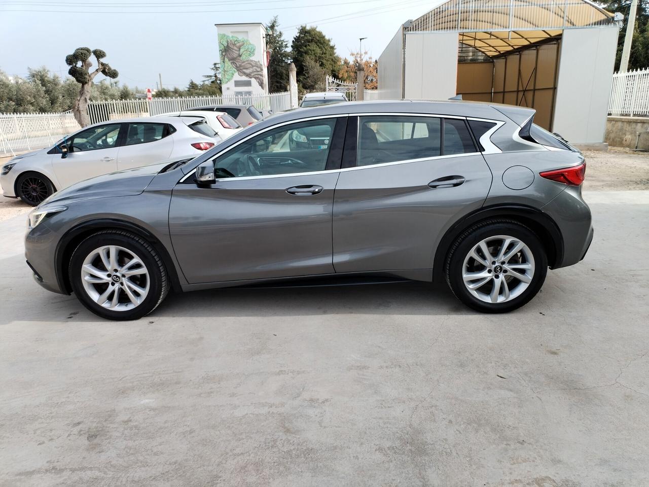 Infiniti Q30 1.5 Dci Premium TETTO NAVI LED