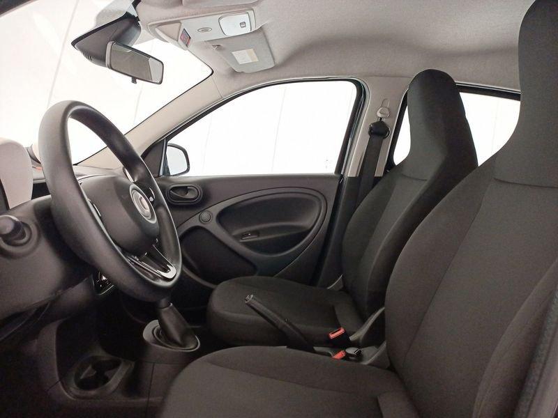 smart forfour II 2015 1.0 Youngster 71cv my18
