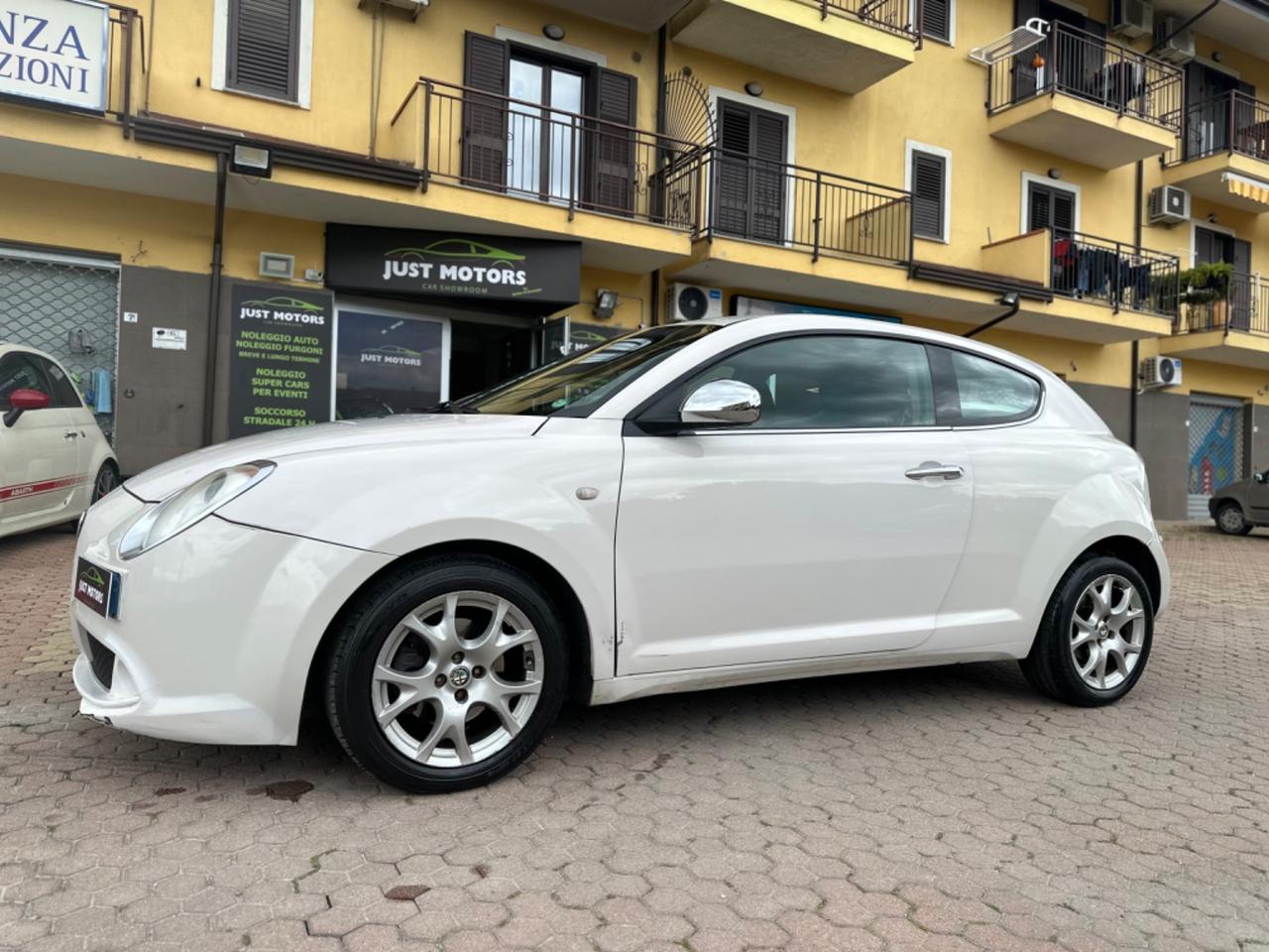 Alfa Romeo MiTo 1.6 JTDm 16V Distinctive Sport Pack