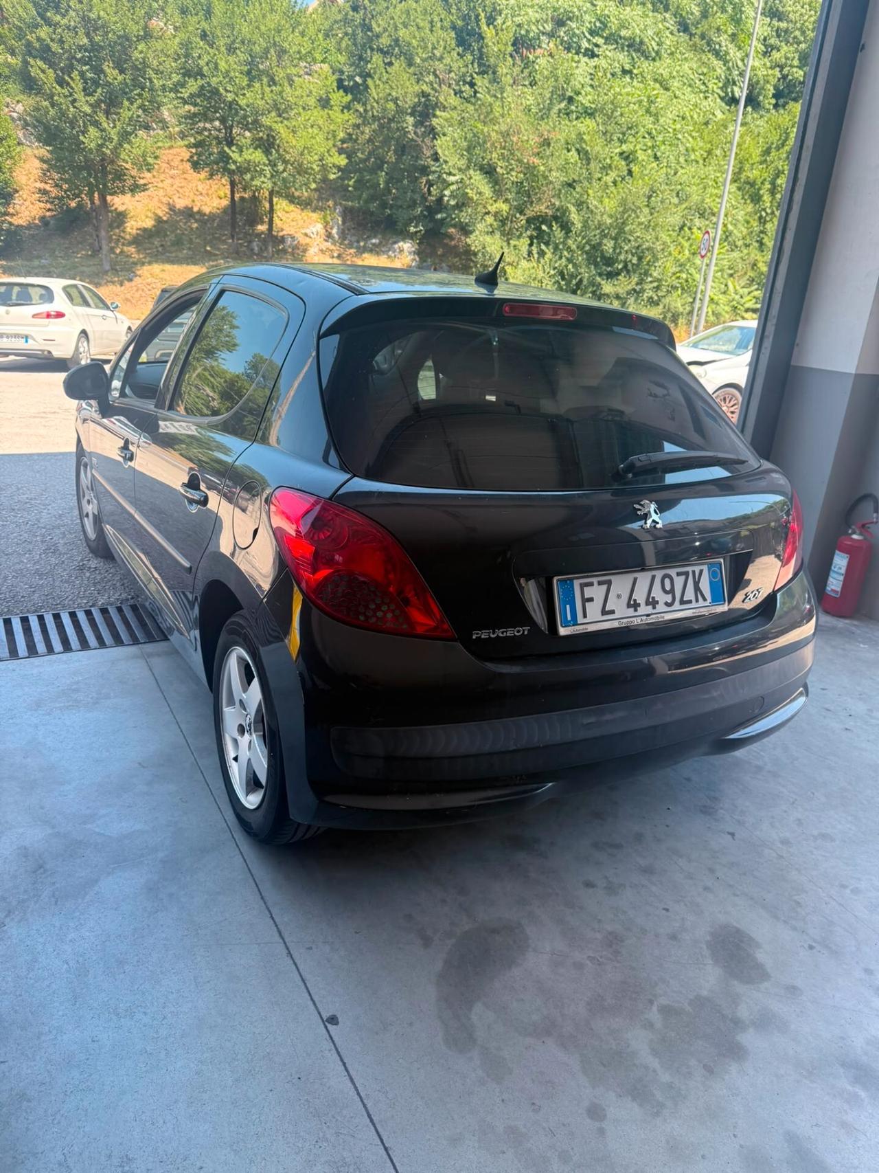 Peugeot 207 1.4 HDi 70CV 5p. ONE Line