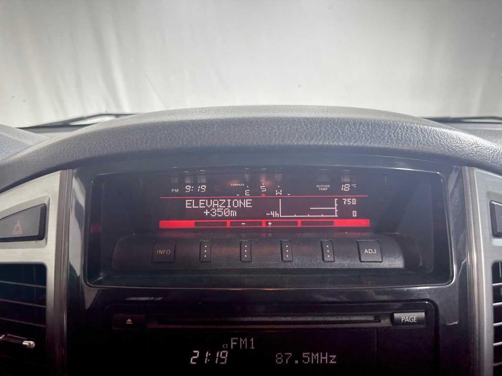 Mitsubishi Pajero 3.2 CR Invite 3p auto