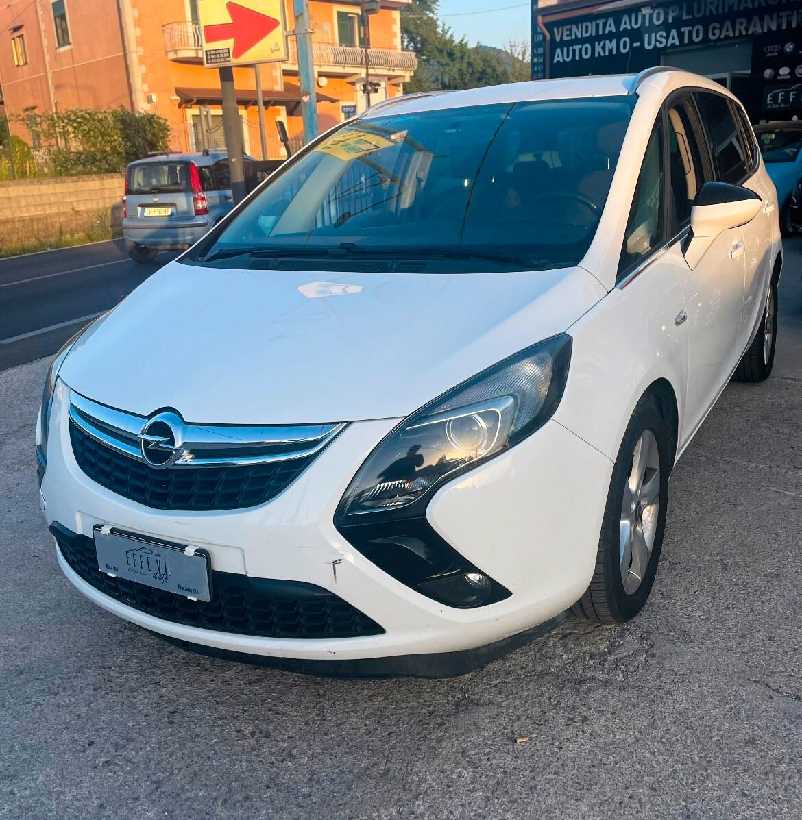 Opel Zafira Tourer 1.6 150CV Metano di serie