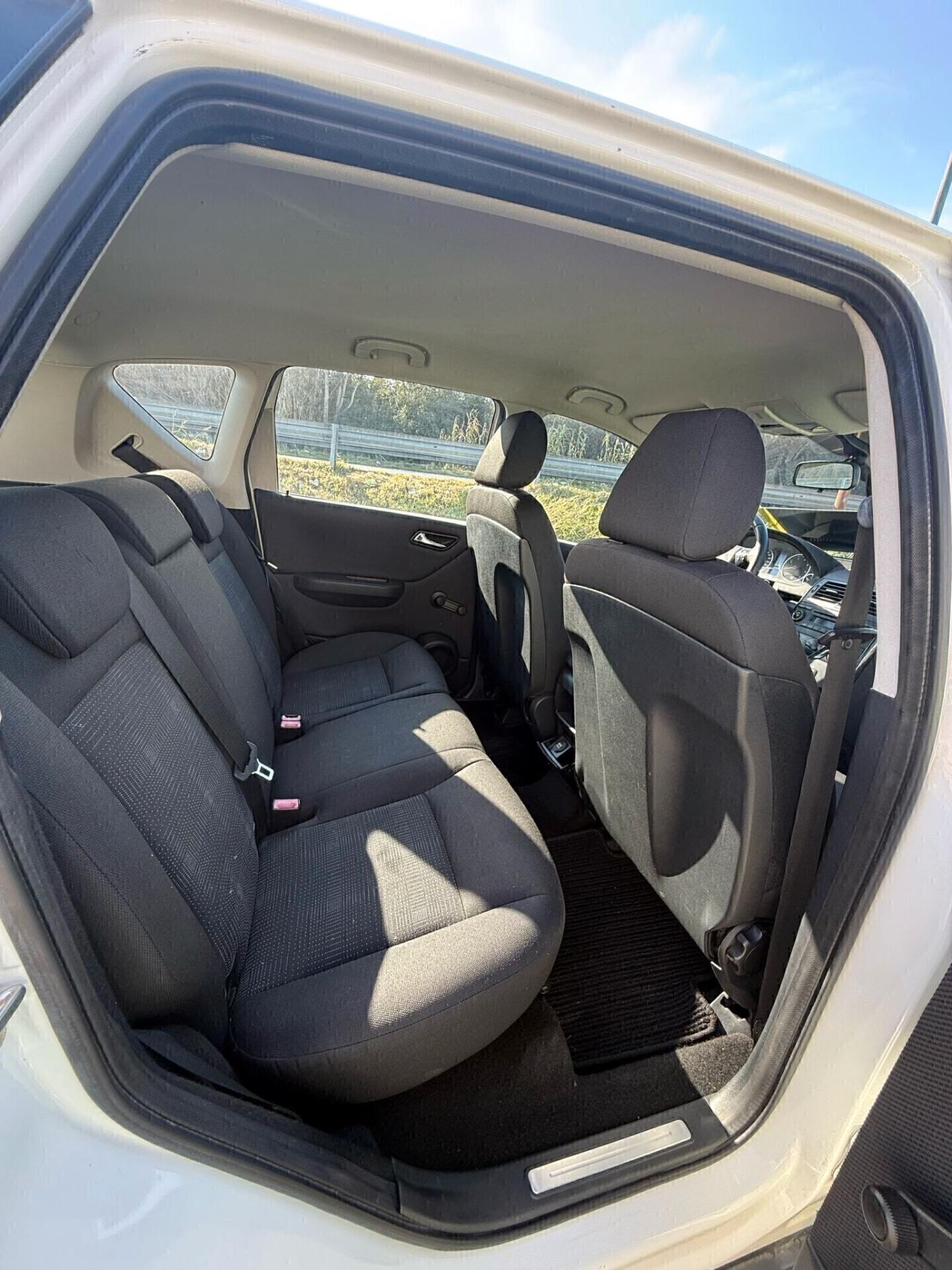 Mercedes-benz A 160 BlueEFFICIENCY Elegance