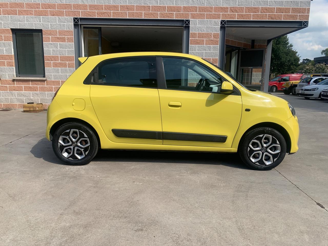 Renault Twingo 1.0 SCe OK NEOPATENTATI