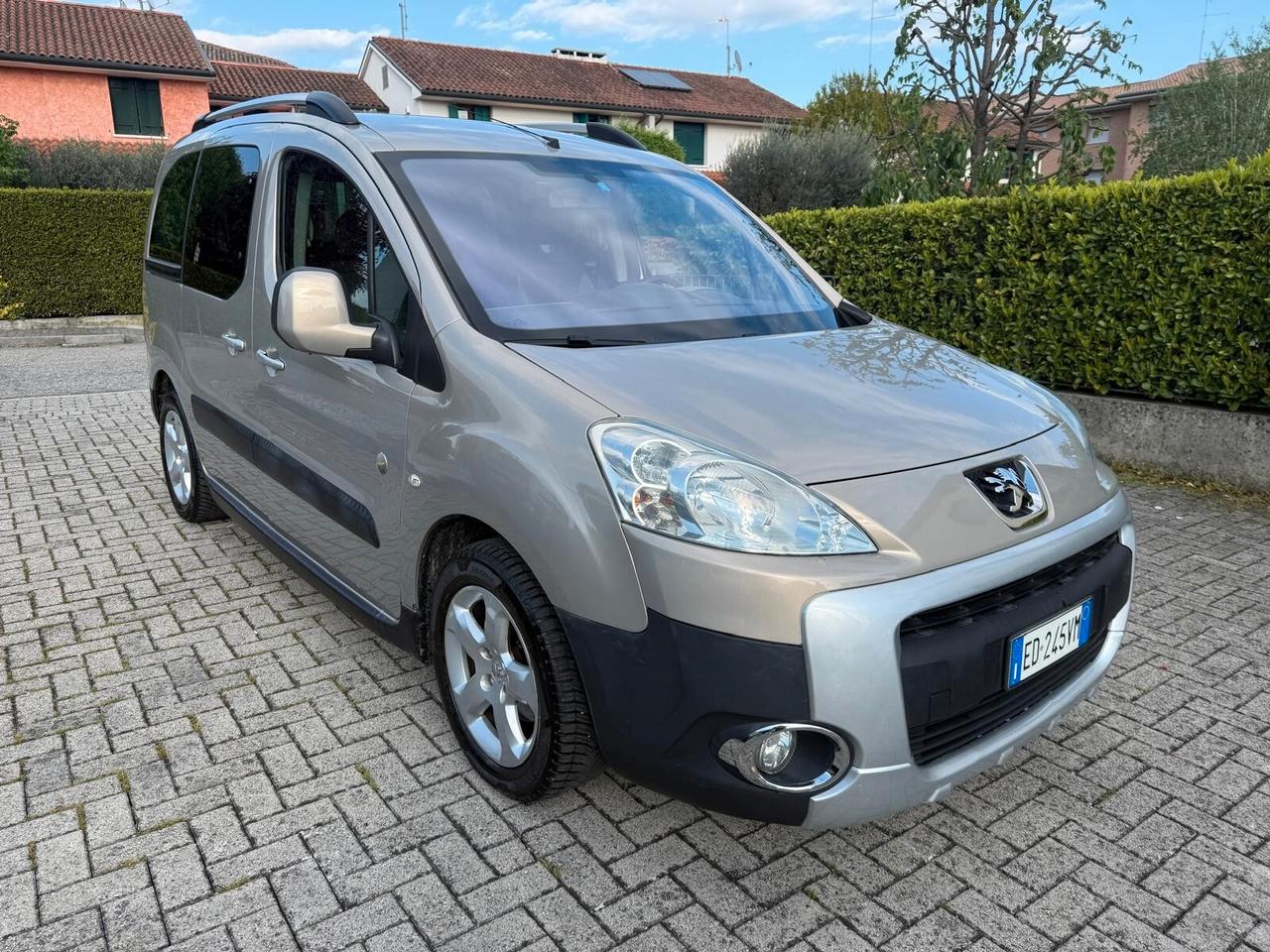 Peugeot Partner Tepee 1.6 HDi Outdoor