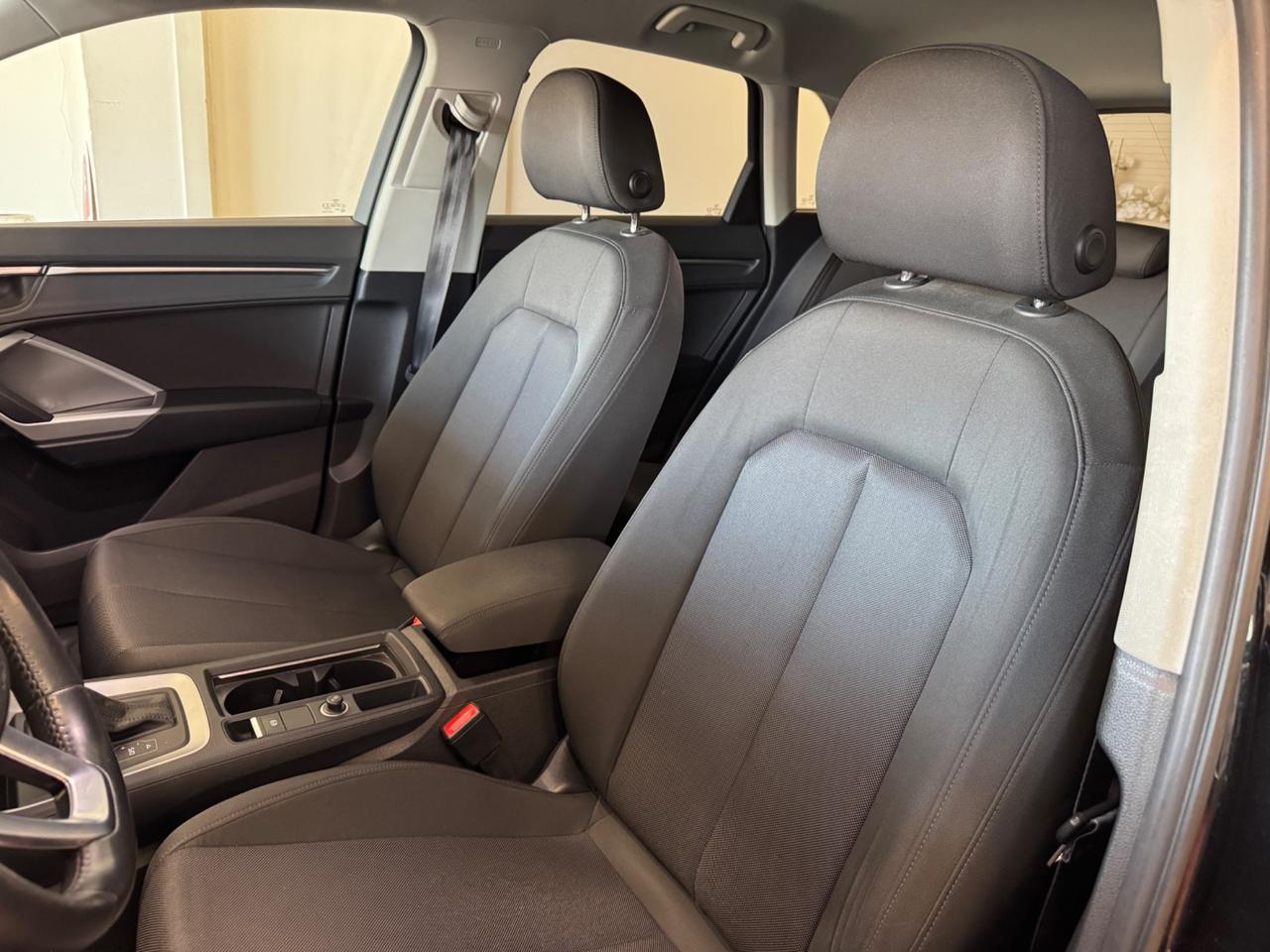 AUDI Q3 35 TDI S TRONIC ADVANCED