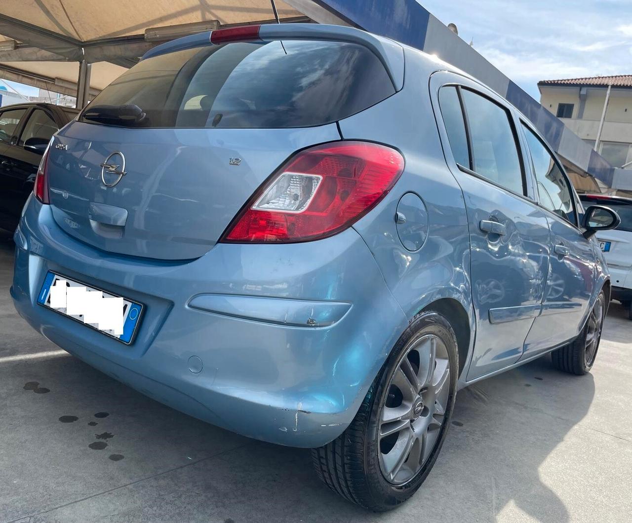 OPEL CORSA 1,2 BENZ/GPL