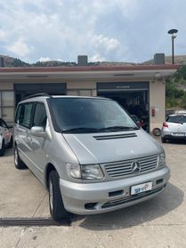 MERCEDES Classe V220 - 2001