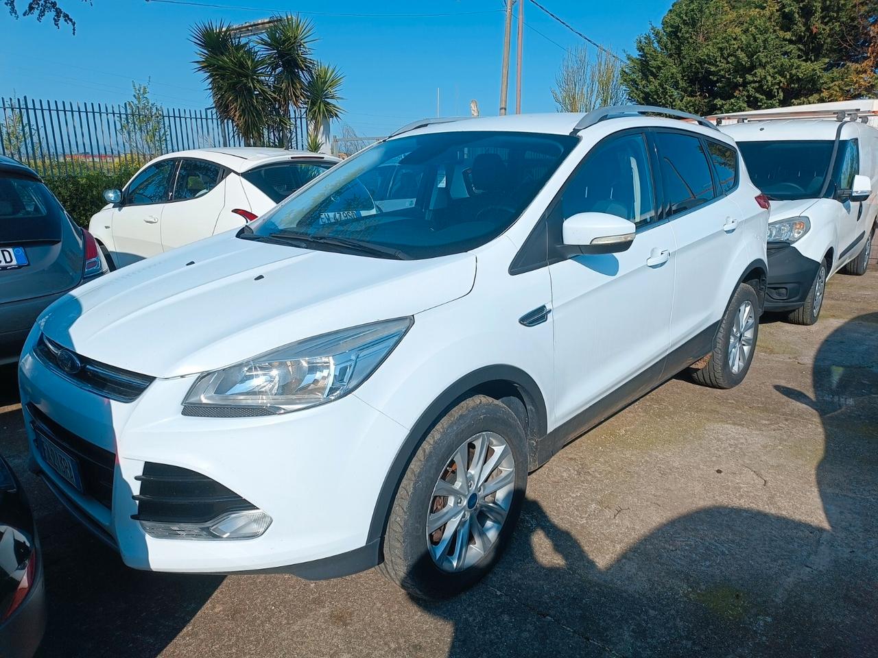 Ford Kuga 2.0 TDCI 120 CV S&S 2WD Titanium