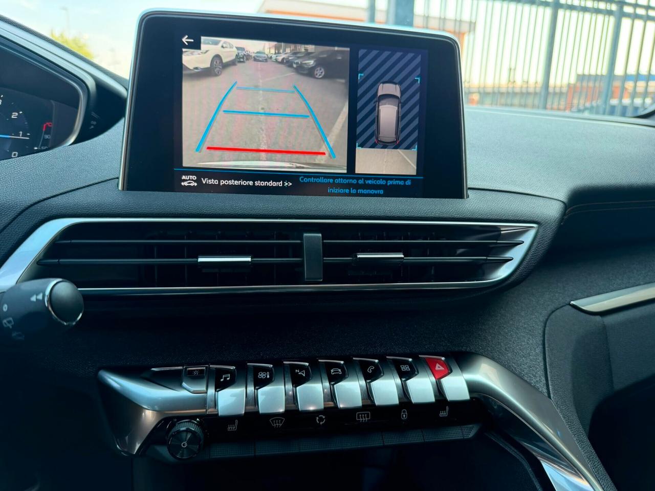 Peugeot 3008 1.2 GT LINE