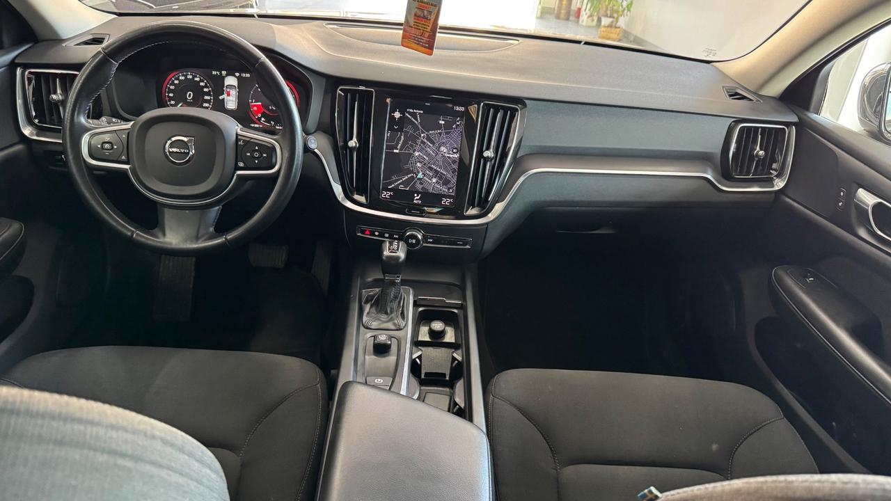 Volvo V60 D3 Geartronic Momentum Plus-2020