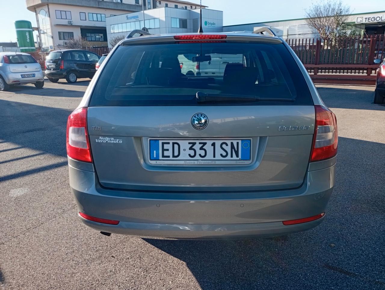 Skoda Octavia 1.6 TDI CR F.AP. Wagon Comfort