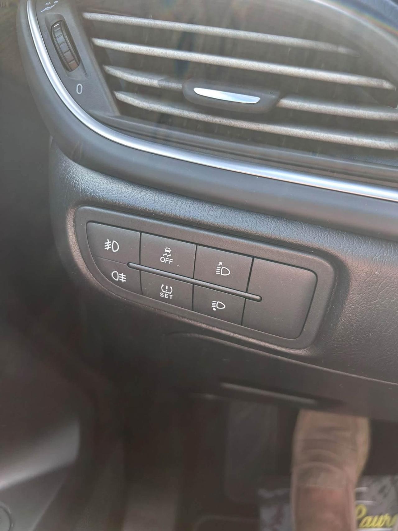 Fiat Tipo 1.6 Mjt S&S DCT SW Lounge