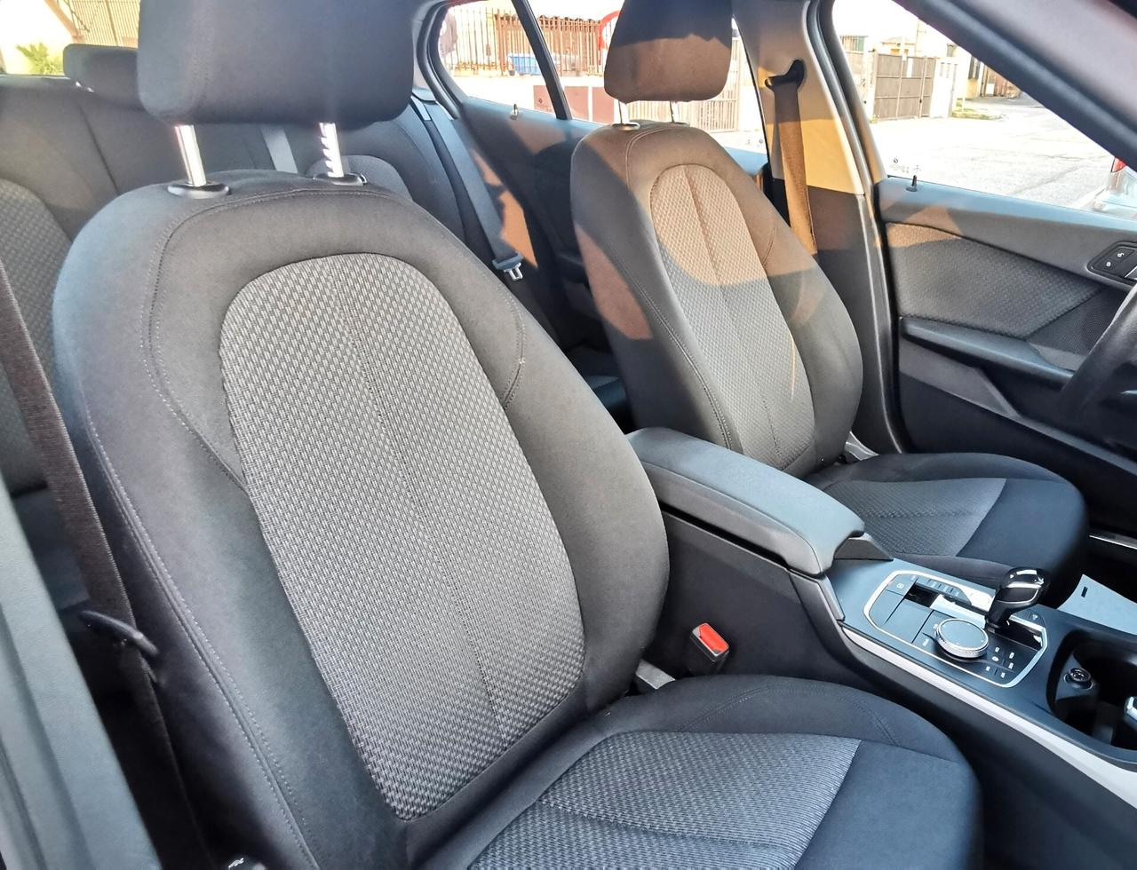 Bmw 118 118i 5p. Luxury