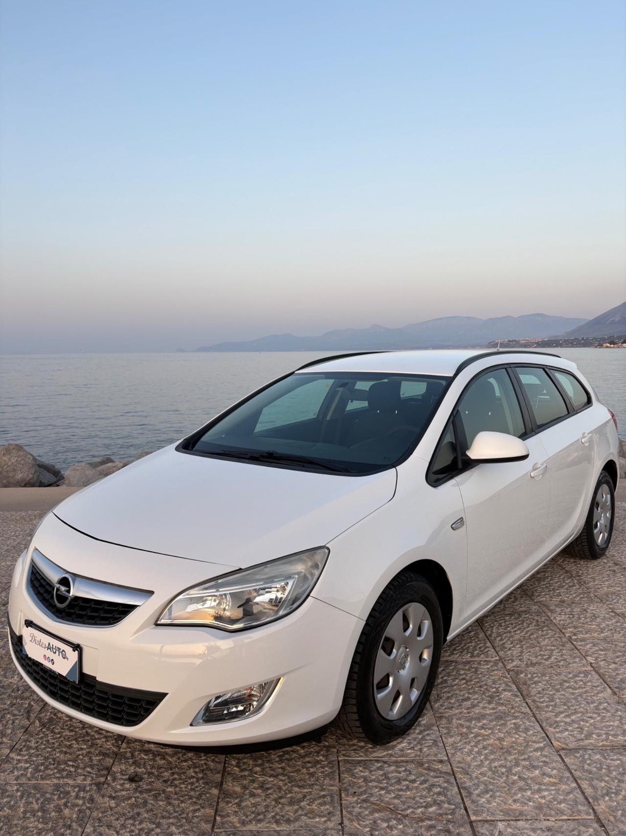 Opel Astra 1.7 CDTI 110CV 5 porte