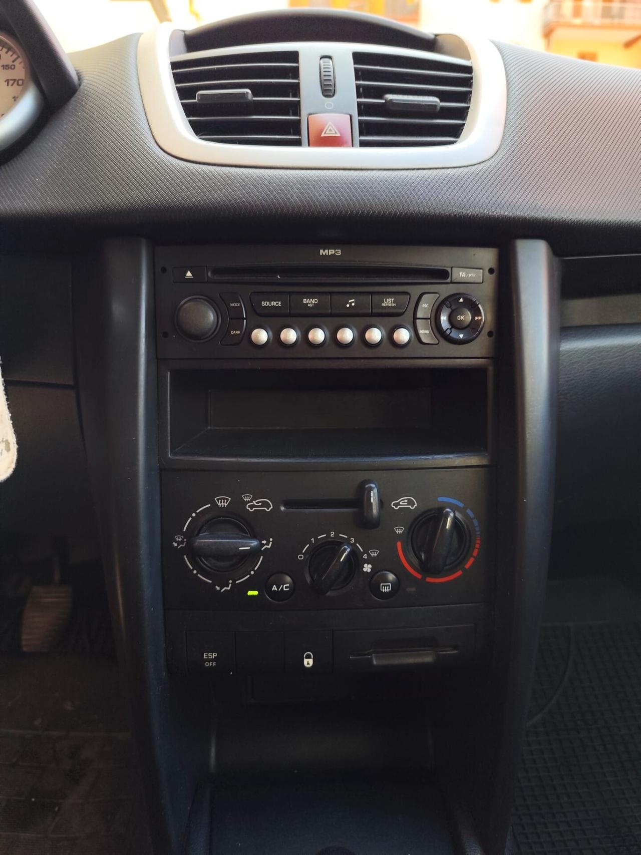 Peugeot 207 1.4 Benz/Gpl 73 cv *SOLI 160.000KM*
