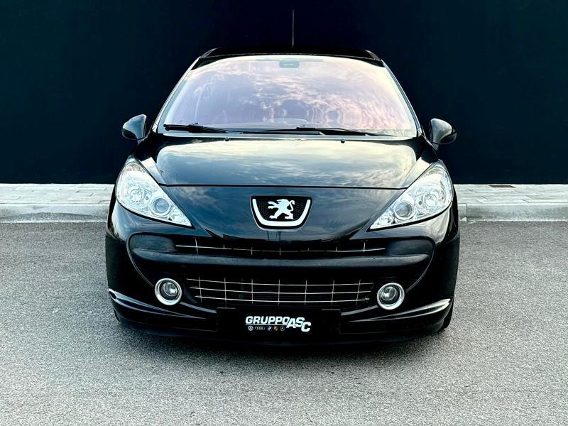 Peugeot 207 3 Porte 1.6 DIESEL 110 CV ADATTA NEOPATENTATI