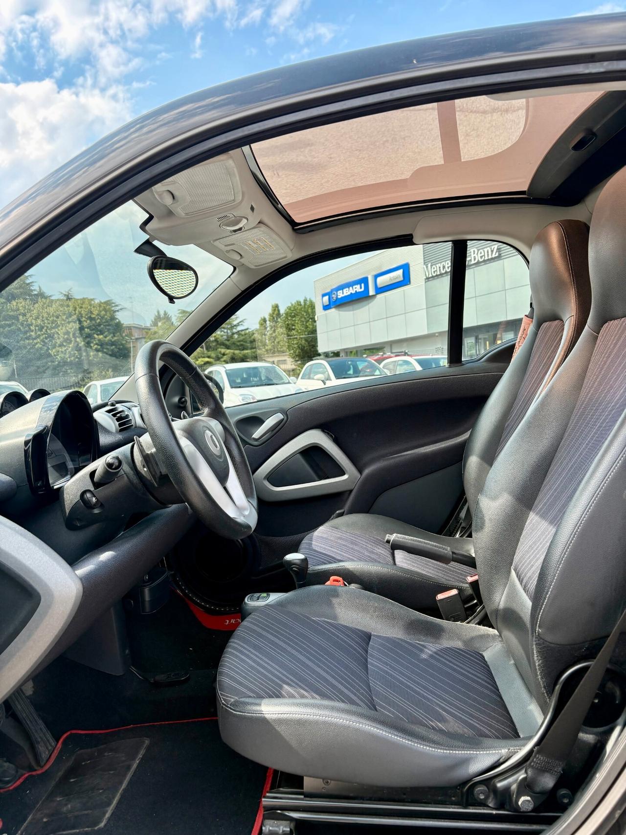 Smart ForTwo 1000 52 kW coupé pure